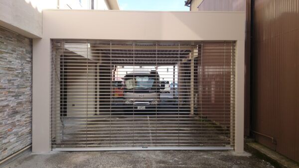 軽量電動ステンレスグリルシャッター